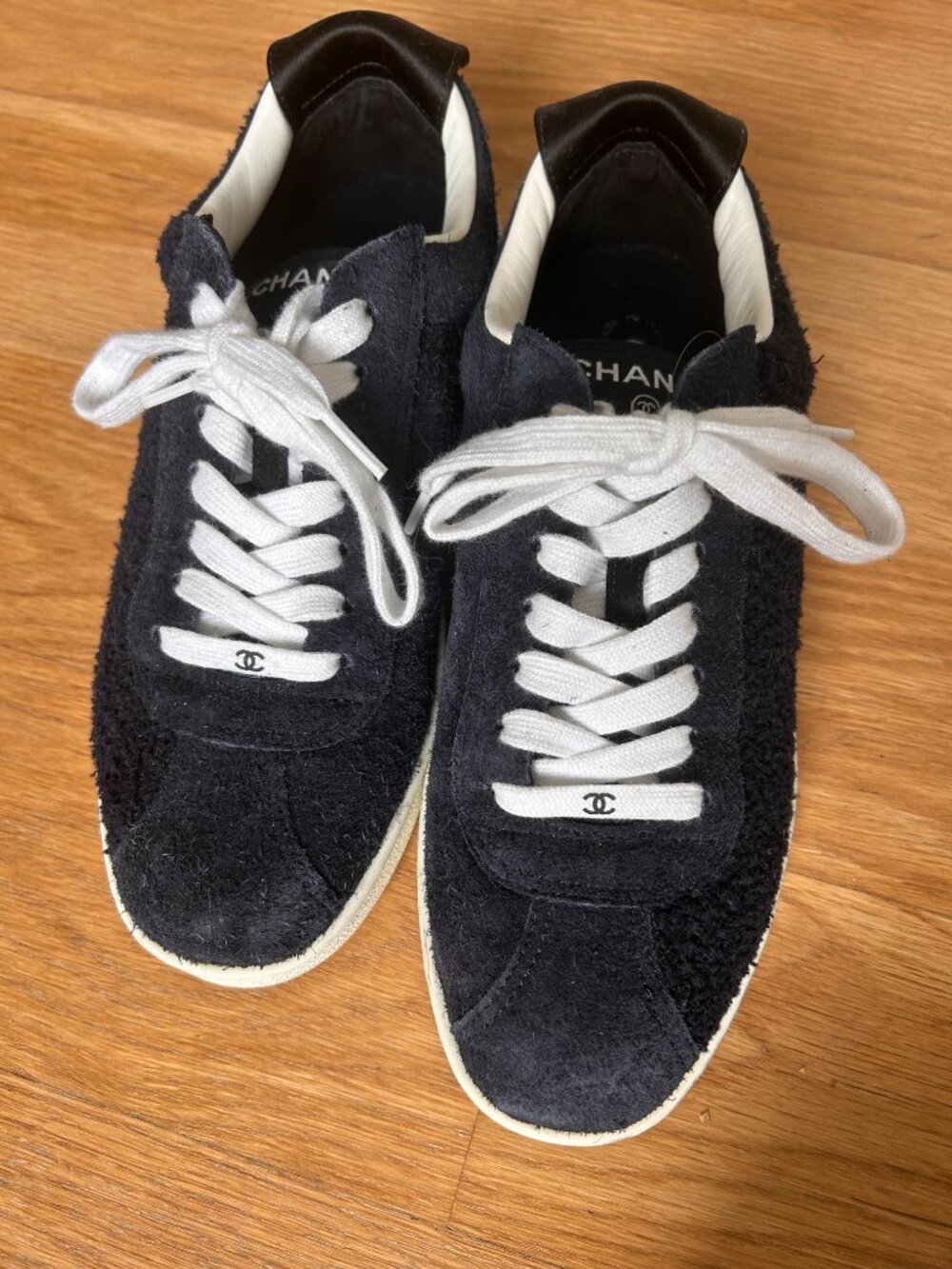 Chanel low-top sneakers, Black, Size EU 36
